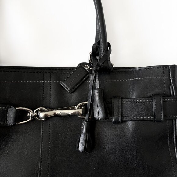 ❌SOLD❌ Vintage Coach Smooth Leather Shoulder Bag - Picture 2 of 7